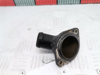 Корпус термостата, ориг. номер 030121121B, Volkswagen Passat 1988-1997