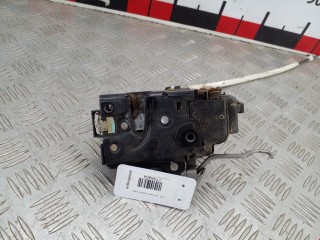 Замок двери передней правой Audi A6 2001-2005