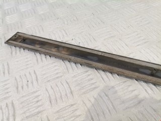 Молдинг двери передней правой, ориг. номер 8E0853954, Audi A4 1999-2001
