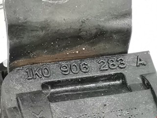 Клапан воздушный, ориг. номер 1K0906283A, Volkswagen Golf 2003-2009