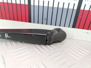 Щеткодержатель (поводок стеклоочистителя, дворник), ориг. номер 96FG17526A2A, Ford Fiesta 1999-2002