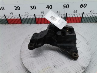 Кронштейн двигателя Opel Zafira 2008-2014
