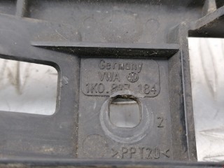 Кронштейн крепления бампера переднего, ориг. номер 1K0807184, Volkswagen Golf 2003-2009