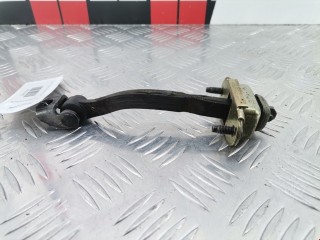 Ограничитель открывания двери передней Ford Focus 1998-2001