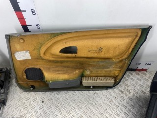Обшивка двери передней левой (дверная карта), Volvo S70 1996-2000
