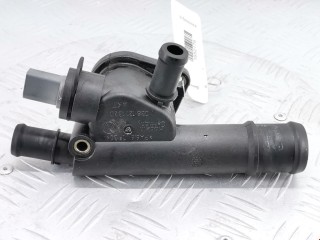 Фланец (тройник) системы охлаждения Seat Toledo 2004-2009