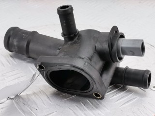 Фланец (тройник) системы охлаждения, ориг. номер 038121132D, 045121121A, Seat Toledo 2004-2009