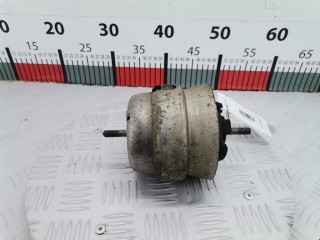 Подушка крепления двигателя Audi A4 1999-2001
