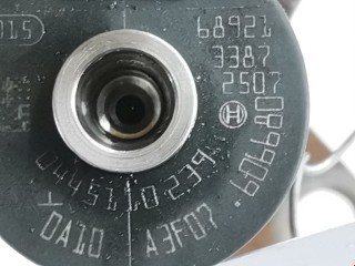 Форсунка, ориг. номер 0445110239, 1477146, Ford Focus 2004-2008