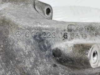 Кронштейн двигателя, ориг. номер A6112230604, Mercedes C W202 1997-2001