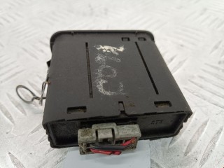 Кнопка противотуманных фар, ориг. номер YUG101820, Rover 400 1995-2000