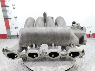 Коллектор впускной Volvo S40 1995-2000