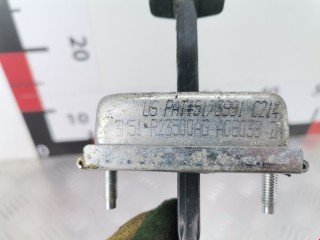 Ограничитель открывания двери передней, ориг. номер 3M51R23500AF, Ford Focus 2004-2008