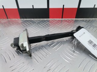 Ограничитель открывания двери передней, ориг. номер 6861047020, Toyota Prius 2005-2011