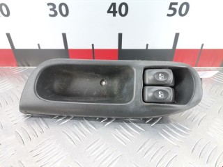 Блок управления стеклоподъемниками Renault Scenic 1999-2003