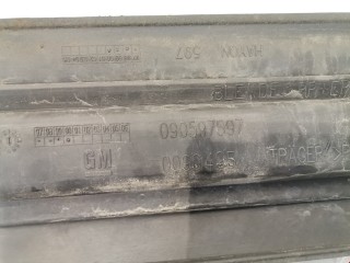 Молдинг крышки багажника, ориг. номер 090597597, 24425938, Opel Zafira 1999-2003
