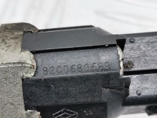 Датчик детонации, ориг. номер 8200680689, Renault Modus 2004-2007
