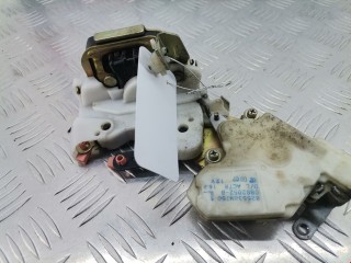 Замок двери задней левой Nissan Almera 2000-2003