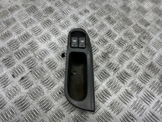 Блок управления стеклоподъемниками Renault Scenic 1999-2003
