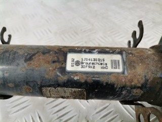 Стойка передняя правая, ориг. номер 1J0413031S, 1J0413031T, Volkswagen Golf 1991-2000