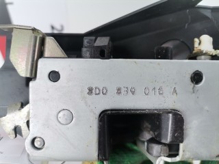 Замок двери задней правой, ориг. номер 8D0839016A, Audi A4 1994-1999