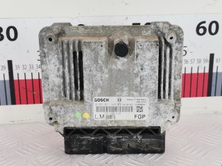 Блок управления двигателем, ориг. номер 55556261, 0281011449, Opel Vectra 2002-2005