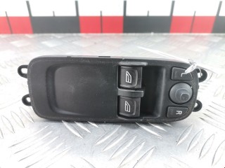 Блок управления стеклоподъемниками Volvo C30 2006-2009