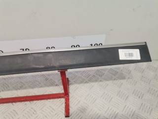 Молдинг двери передней правой, ориг. номер 9485760, Volvo S80 1998-2003