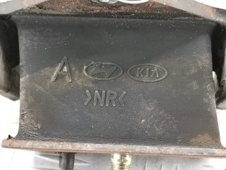 Подушка крепления двигателя, ориг. номер 21811A4600, Hyundai H1 1997-2004