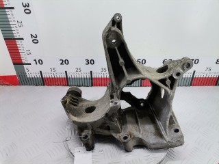 Кронштейн генератора, ориг. номер 7700113574, Renault Megane 1999-2003