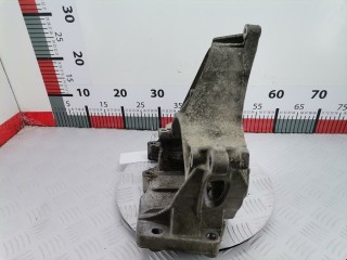 Кронштейн генератора, ориг. номер 7700113574, Renault Megane 1999-2003