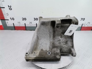 Кронштейн компрессора кондиционера, ориг. номер A6112340239, Mercedes C W203 2000-2004