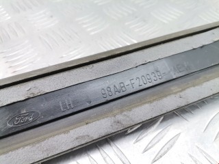 Молдинг двери передней левой, ориг. номер 98ABF20939, Ford Focus 1998-2001