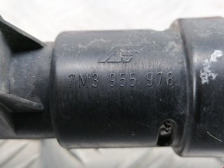 Форсунка омывателя фар, ориг. номер 7M3955978, Seat Alhambra 2000-2010