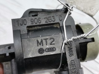 Клапан электромагнитный, ориг. номер 1K0906283A, 1J0906283C, Seat Leon 1999-2005