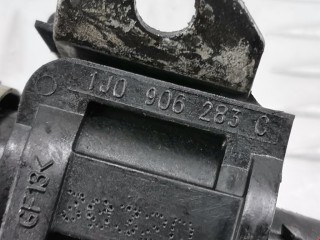 Клапан электромагнитный, ориг. номер 1K0906283A, 1J0906283C, Volkswagen Golf 1997-2006