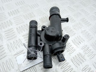 Корпус термостата, ориг. номер 8200641307, Renault Megane 2002-2006