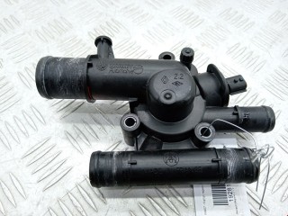 Корпус термостата, ориг. номер 8200641307, Renault Megane 2002-2006