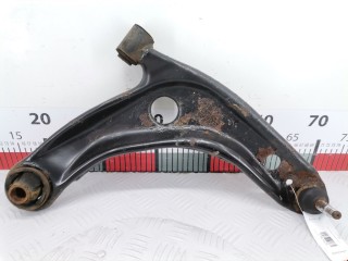 Рычаг передний правый Toyota Yaris 2005-2009