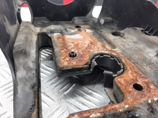 Кожух рулевой колонки, ориг. номер 1369344, Ford Focus 2001-2005