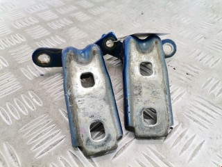 Петля двери передней правой, ориг. номер 13501711, Chevrolet Cruze 2008-2012
