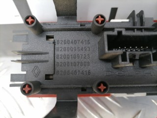 Блок кнопок, ориг. номер 8200407415, 8200095493, Renault Megane 2002-2006