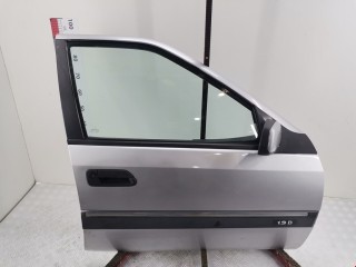 Дверь передняя правая Citroen Xantia 1992-1998