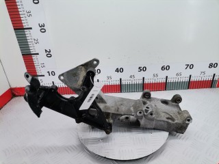 Кронштейн генератора, ориг. номер 9146253, Volvo S40 1995-2000