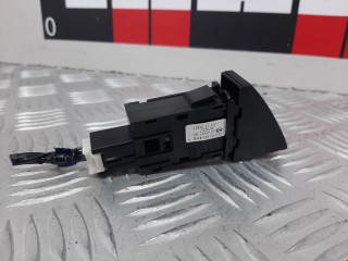 Кнопка аварийной сигнализации, ориг. номер GS1D664H0A, GS1D664H0, Mazda 6 2005-2008