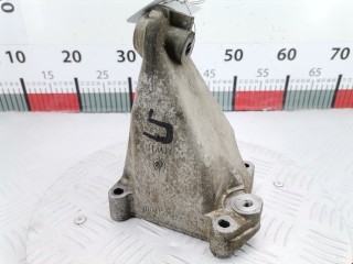 Кронштейн двигателя, ориг. номер A2712230904, Mercedes C W203 2000-2004