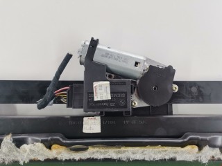 Люк, ориг. номер LR045422, Land Rover Range Rover 2002-2005