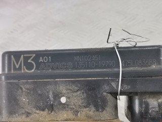Блок ABS, ориг. номер MN102451, 13511019790, Mitsubishi L200 1996-2005