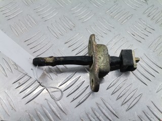 Ограничитель открывания двери, ориг. номер MR371592, Mitsubishi L200 1996-2005