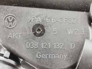 Фланец (тройник) системы охлаждения, ориг. номер 038121132D, Volkswagen Touran 2006-2010